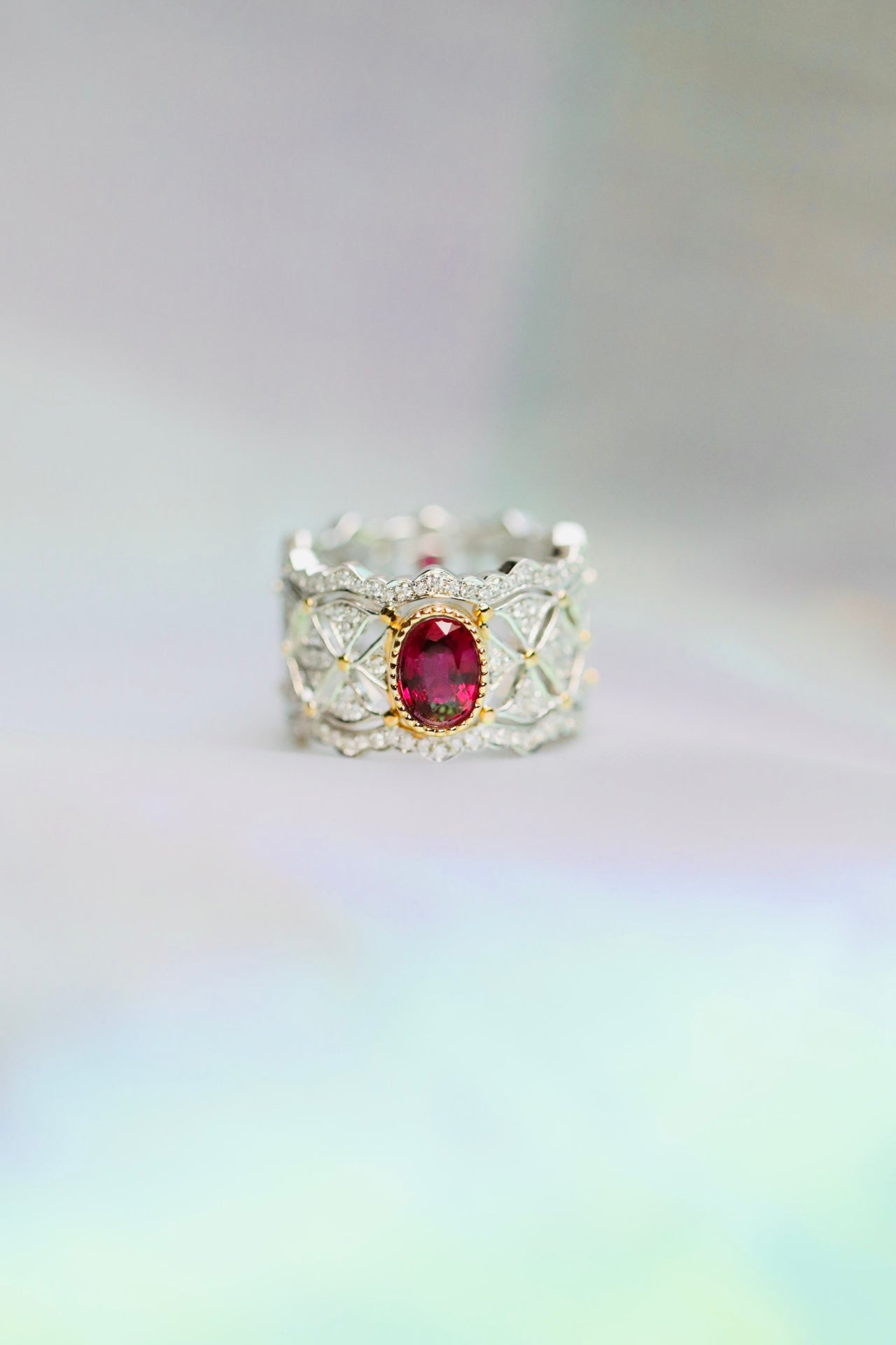 18K Gold Buccellati-style Untreated Ruby Ring