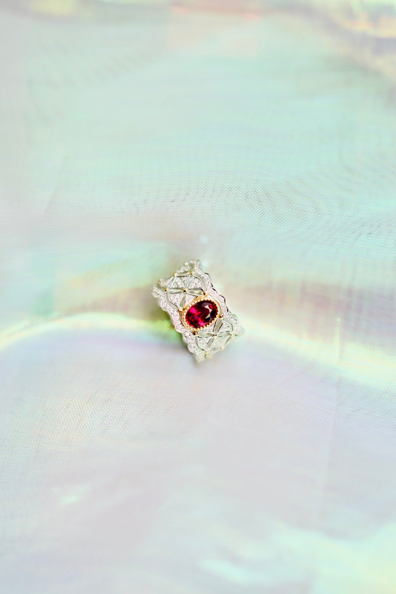 18K Gold Buccellati-style Untreated Ruby Ring